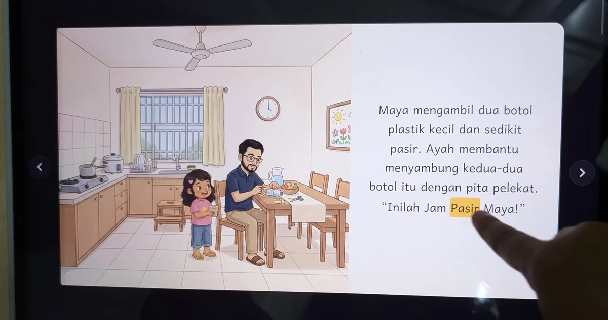 Jari menekan perkataan "Pasir" dalam buku Maya Ada Idea!, dan perkataan itu diserlahkan.